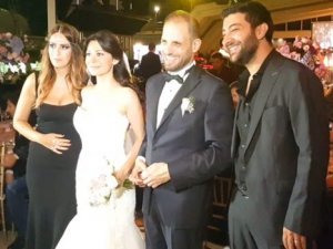 Düğünü haciz memurları bastı