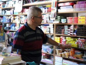 Tatil turizmciyi güldürdü, kırtasiyeciyi ağlattı