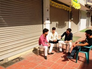 Elektrikler Kesilince Esnaf Kepenk Açamadı