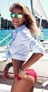 Burcu Esmersoy'dan süpriz karar!