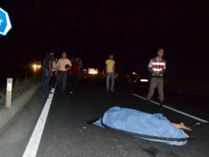 Yaşlı karı-koca yolun karşısına geçmek istemişti: 2 ölü