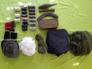 Teröristler camilerden sonra mezarlıklara dadandı