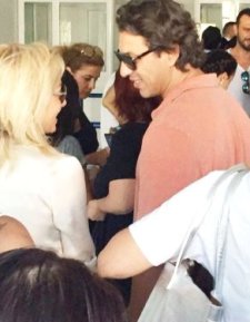 Hadise, İnkar Ettiği Sevgilisiyle Fena Yakalandı