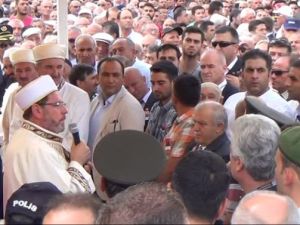 Şehidin cenazesinde müftüye tepki