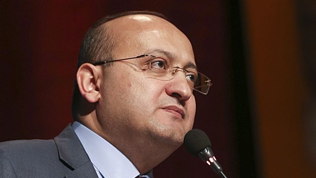 Herşey Bahçeli Yüzünden