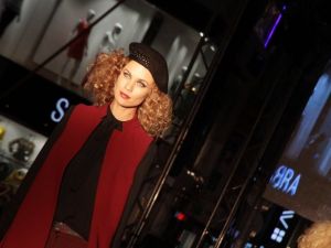 Manken fotoğrafı çekebilmek uğruna...