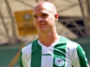 Samuel Holmen trafik kazası geçirdi