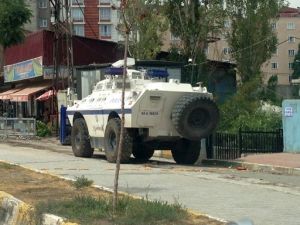 Ağrı’da ’bomba yüklü araç’ alarmı