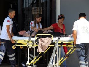 Soma kurbanı madencinin eşi hastaneye kaldırıldı