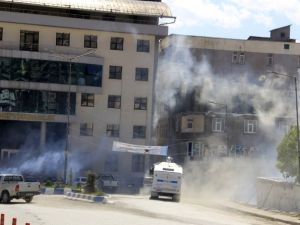 Barikat kuran YDG-G üyelerine operasyon