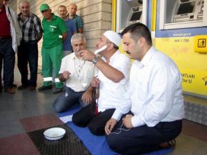 ATM’de kaybolan parayı cinci hocayla aradılar