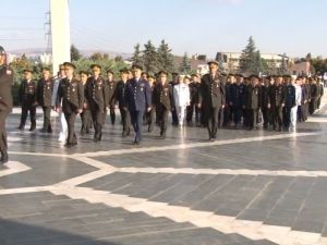 Genelkurmay Akar Devlet Mezarlığı’nı ziyaret etti