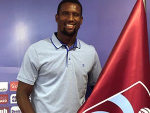 Douglas kaç numaralı forma giyecek?