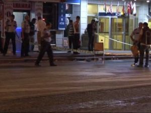 Eğlence merkezini basan kişiler darp edildi