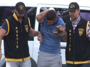 Muhabirin sorusuna Bülent Ersoy’a küfrederek cevap verdi