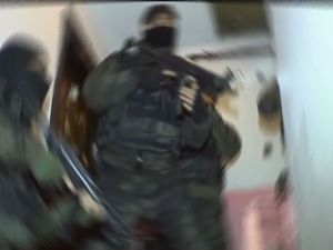 İzmir’de terör operasyonu: 2 gözaltı!