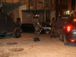 İstanbul’un birçok ilçesinde eş zamanlı terör operasyonu yapıldı