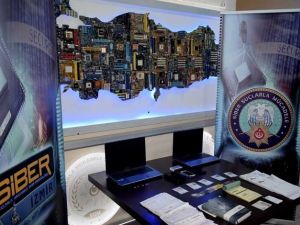 Bin kişinin kartını kopyalayıp alışveriş yapmışlar