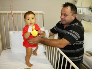 Poyraz bebek mavi ışıktan kurtuldu