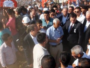 Şehit oğlunun yüzünü son kez görmek istedi