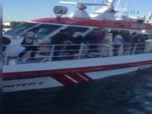 Yolcuların kurtarılma anı kamerada