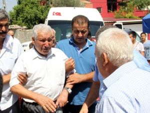 Şehit polisin baba ocağına ateş düştü