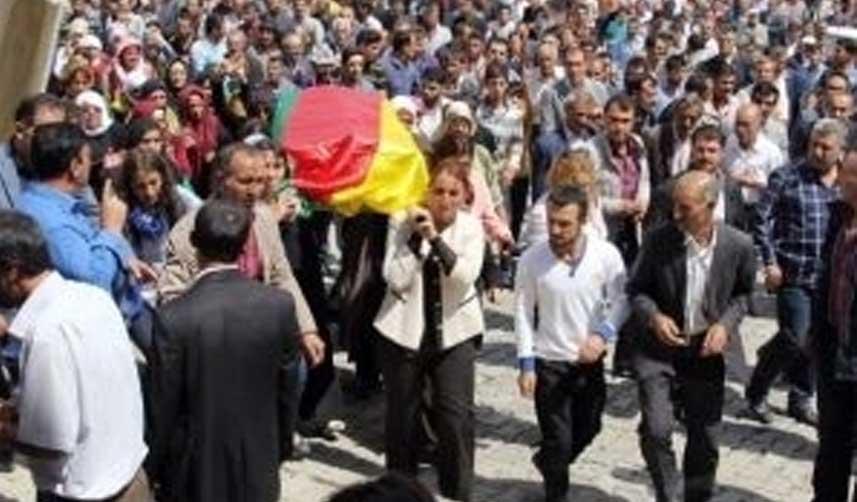 Terörist cenazesi taşıyan vekile soruşturma