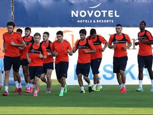 Douglas Franco çabuk ısındı