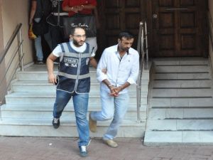 Kargo ve pizza alırken attığınız imza senet olabilir !