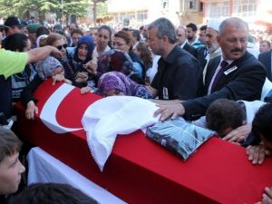 Konya şehidini uğurladı