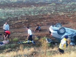 2 otomobil çarpıştı: 2 ölü, 9 yaralı