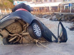 Arkadaşların kavgası denizde bitti