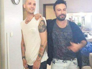 Tarkan, onu görünce şok oldu