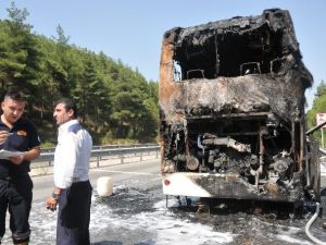 Yolcu otobüsü alev aldı
