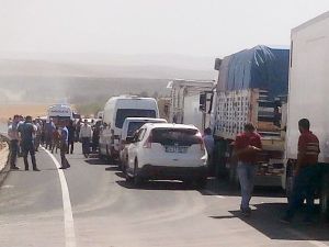 Karayoluna döşenen patlayıcı imha edildi