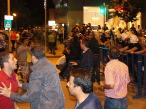 Teröre tepki yürüyüşünde gergin anlar yaşandı