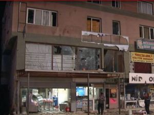 İzmir’de HDP binasına saldırı