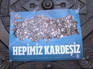 ’Kardeşlik’ vurgulu afiş 81 ilde dağıtılıyor