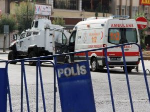 Yaralı polis sayısı 8’e yükseldi