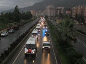 Rize’de bin araçlık teröre tepki konvoyu