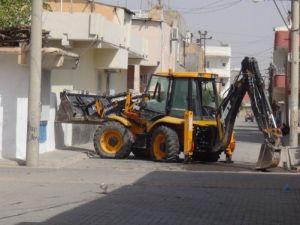 Hendek kazan teröristler polisle çatıştı