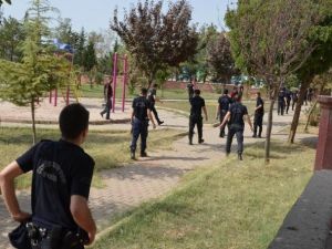 Parka bomba yerleştirmek isteyen grup yakalandı