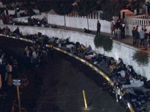 Suriyelilerin İstanbul Otogarı’ndaki bekleyişleri sürüyor