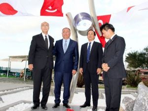 İntihar eden Japon mühendis anısına yapılan anıt törenle açıldı