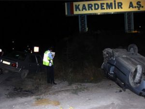 Polisten kaçan alkollü sürücü ortalığı birbirine kattı: 2 yaralı!