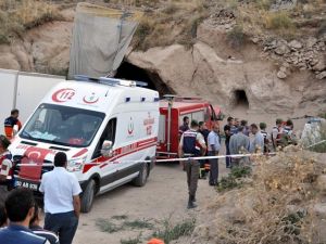 Define ararken ölen 3 kişiden 2’sinin cesetleri çıkarıldı