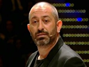 Cem Yılmaz'dan Ahu Yağtu'ya büyük jest