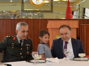 Vali Altıparmak: ”Milletlerin Gücü, Her Şeyden Önce, Kendi İnancıdır. Millet Olma İnancıdır”