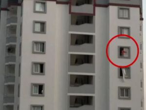 Canını hiçe saydı !