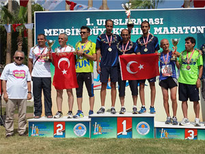 TS'li sporculardan altın madalya!